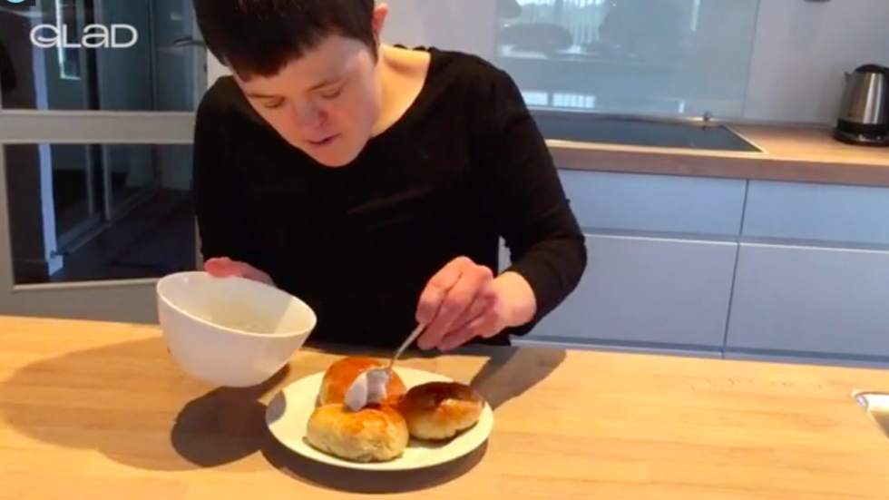 Elisa ba.ger fastelavnsboller