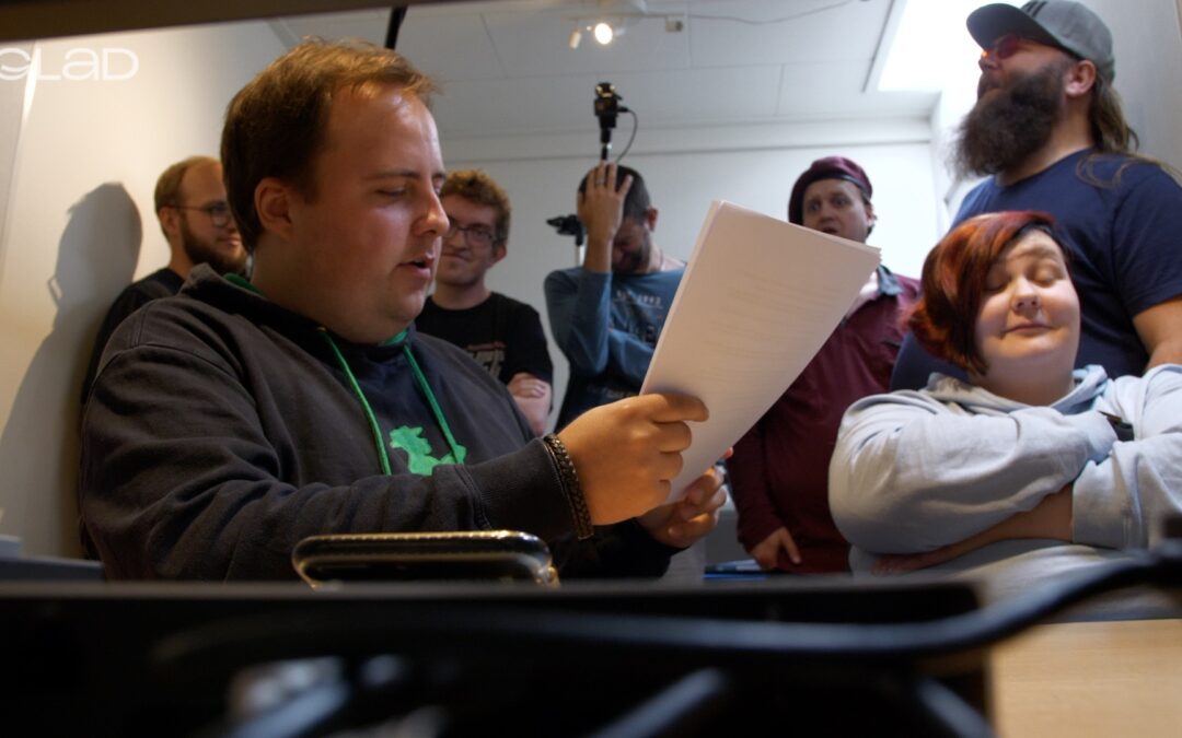 VERDEN IFØLGE GLAD: AGURKETIDER