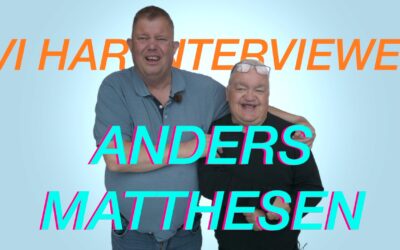 GLADE REPORTERE EFTER INTERVIEW MED ANDERS MATTHESTEN