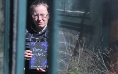 Boganmeldelse: ‘Første blod’ af Karina Sejerø Bell