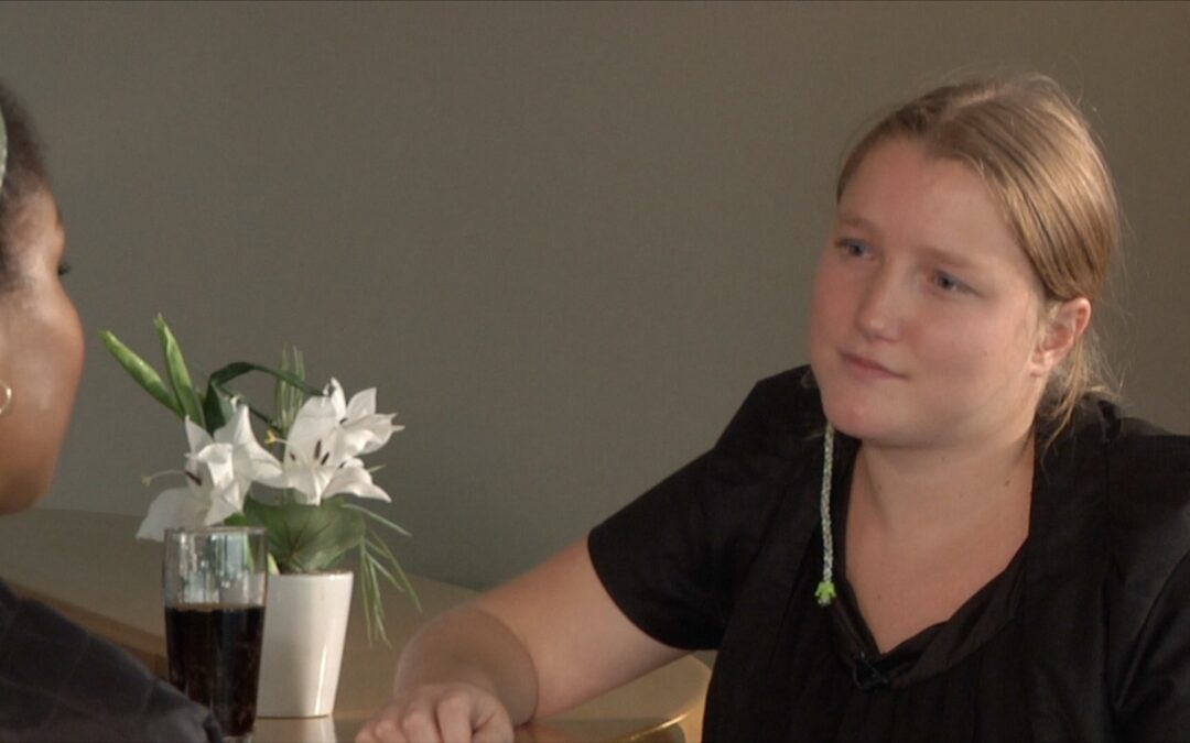 REJSEN MED GLAD: Christina Lüthje